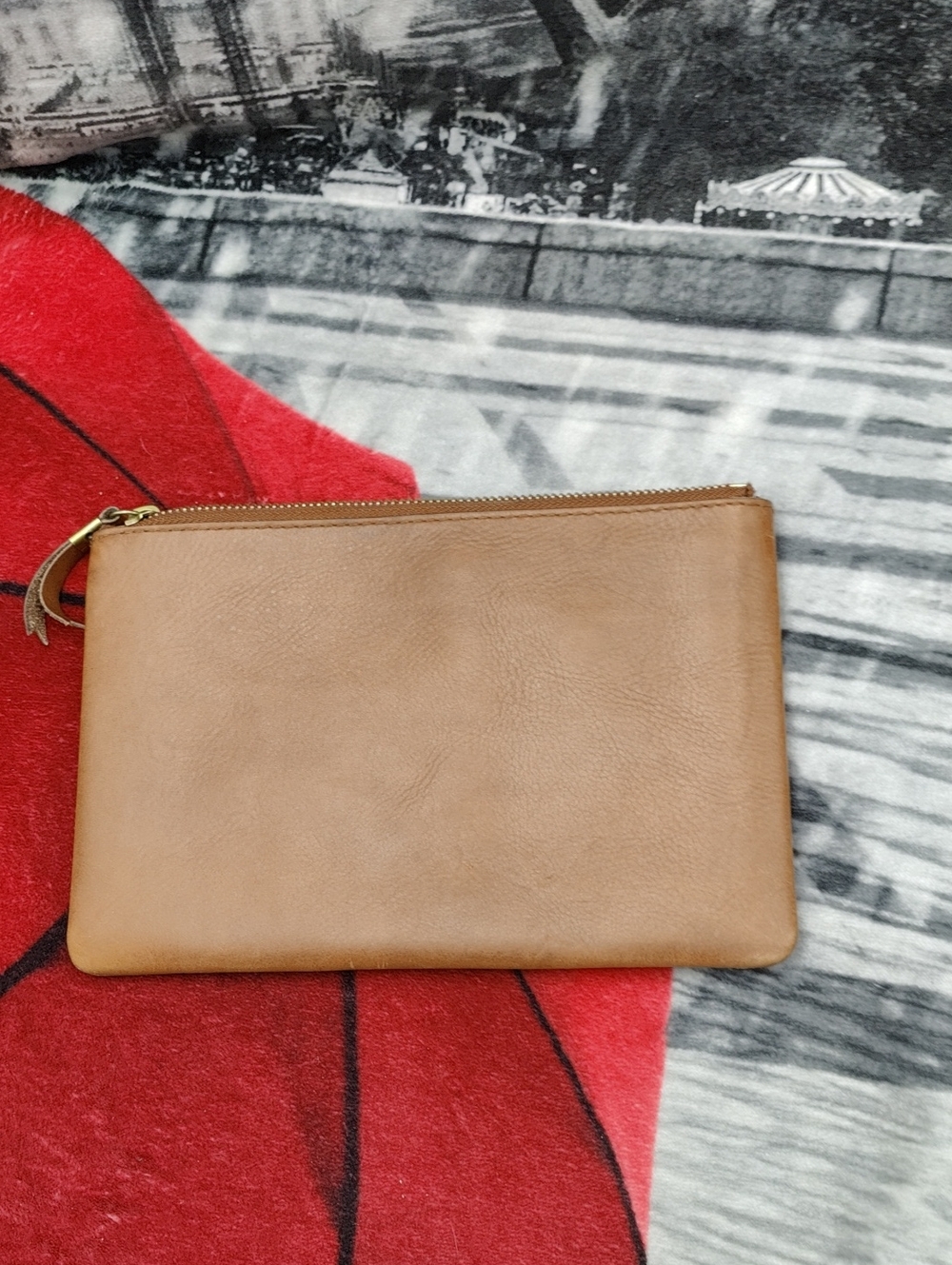 Madewell The Pouch Clutch English Saddle F6966